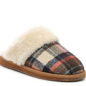 Minnetonka Shar Fur Trim Slipper